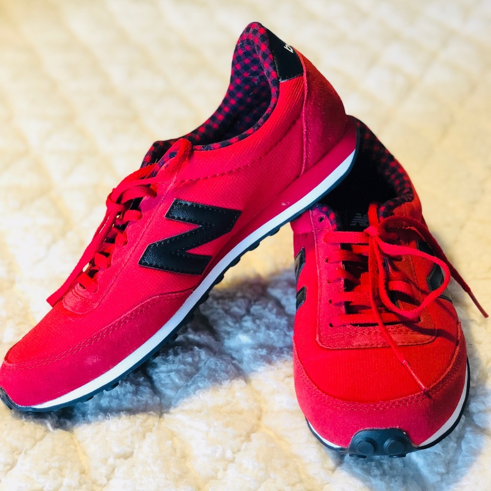 Super comfortable New Balance tennis shoes